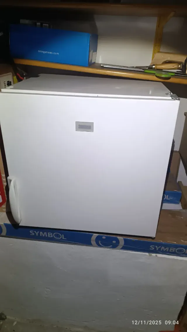 Congelador zanussi 35L