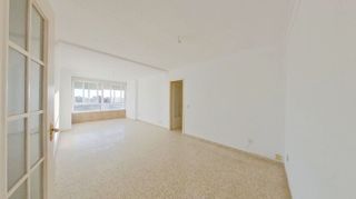 Piso en venta en Poligono Sur - La Oliva - Letanías en Sevilla