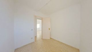 Piso en venta en Poligono Sur - La Oliva - Letanías en Sevilla