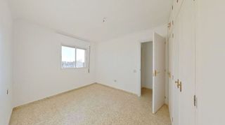 Piso en venta en Poligono Sur - La Oliva - Letanías en Sevilla