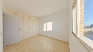 Piso en venta en Poligono Sur - La Oliva - Letanías en Sevilla