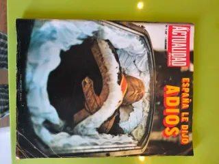 Revistas antiguas año 1975.