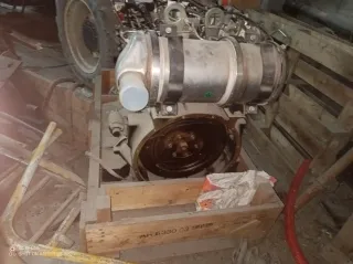 Motor diésel CAT nuevo