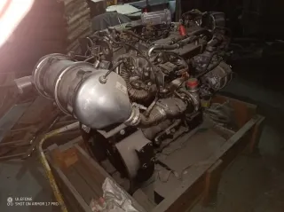 Motor diésel CAT nuevo