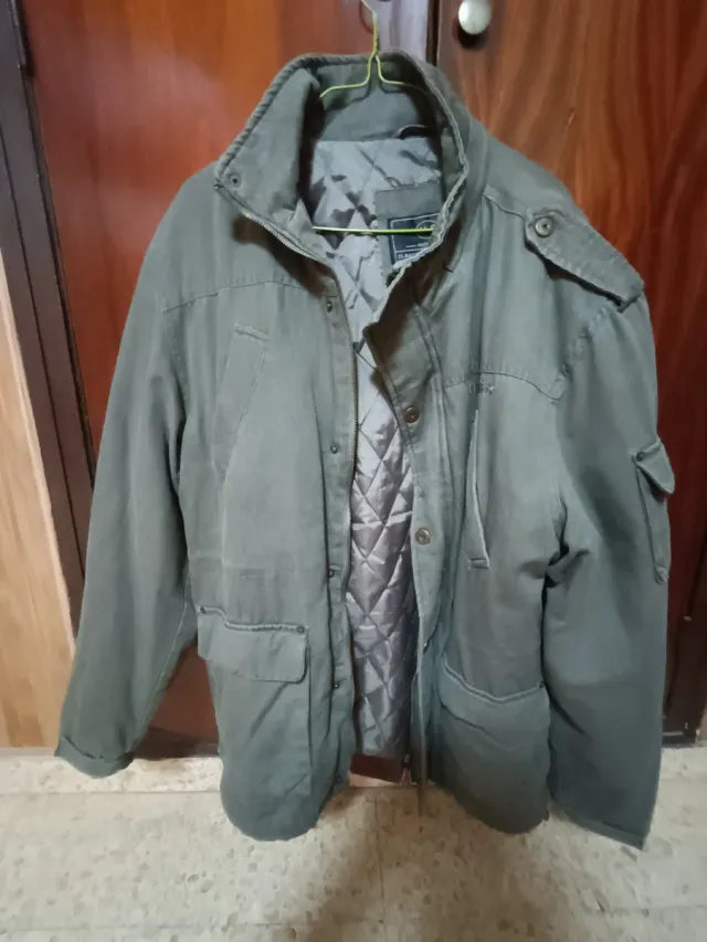 Cazadora verde militar