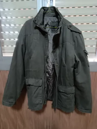 Cazadora verde militar