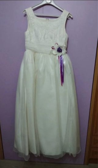 Vestido y zapatos de Comunión