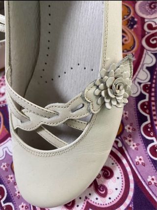 Vestido y zapatos de Comunión