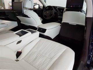 Lexus LS   500h 89 Luxury Art Wood L- White