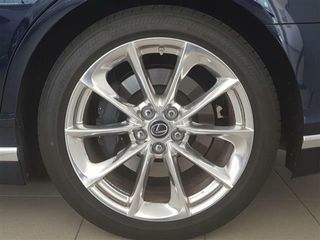 Lexus LS   500h 89 Luxury Art Wood L- White