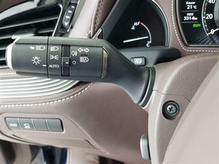 Lexus LS   500h 89 Luxury Art Wood L- White