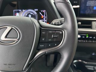 Lexus UX  2.0 250h Premium 2WD