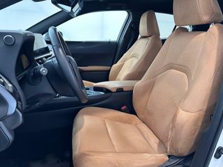 Lexus UX  2.0 250h Premium 2WD