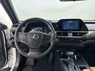 Lexus UX  2.0 250h Premium 2WD