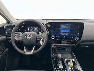 Lexus NX 350h 2WD PREMIUM
