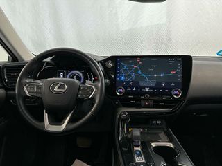 Lexus NX 350h Premium 2WD