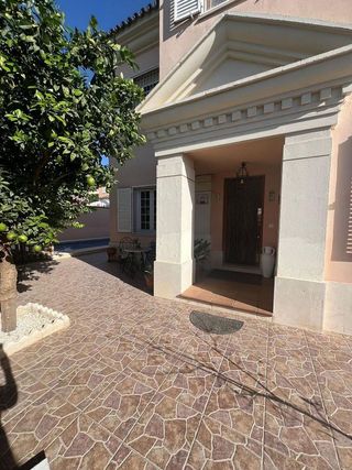 Chalet en venta en Montequinto en Dos Hermanas