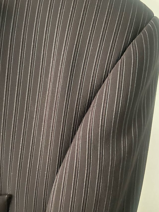 Traje de novio rayas