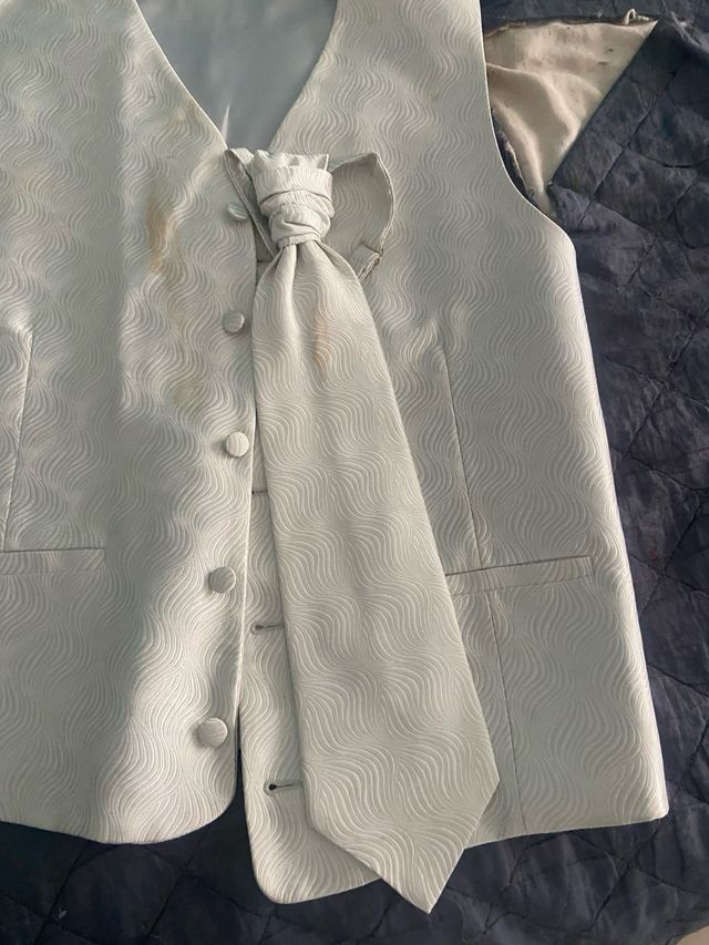 Traje de novio rayas