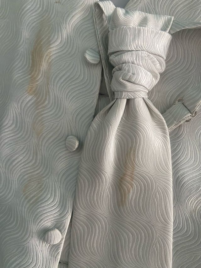 Traje de novio rayas