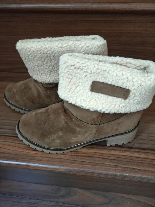 Botas borreguito piel sintética marrones