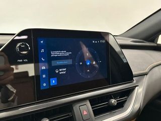 Lexus UX 300E  +
