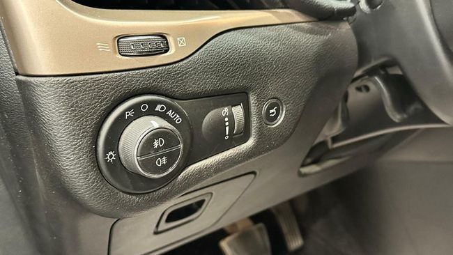Jeep Cherokee 2018, foto 8