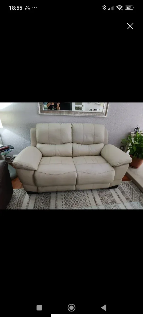 Sofá de piel beige 2 plazas