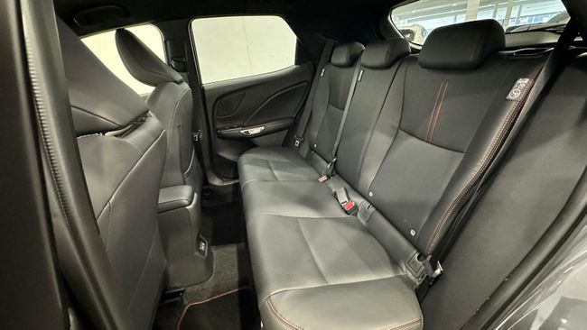 Lexus LBX 2025, foto 11