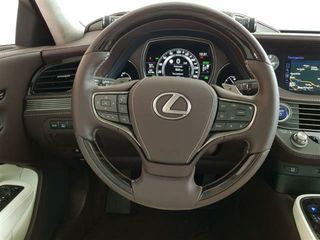 Lexus LS   500h 89 Luxury Art Wood L- White