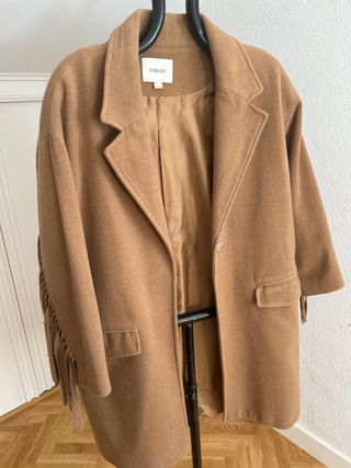 Abrigo Slow Love flecos marrón