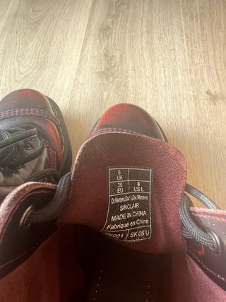 Botas Dr. Martens plataforma negras y rojas