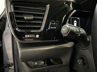 Lexus NX 350h 2WD PREMIUM