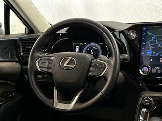Lexus NX 350h Premium 2WD
