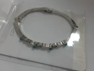 Conjunto Joyas: Colgante, Pulsera y Pendientes