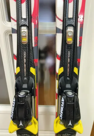 Esquís skis ski Atomic