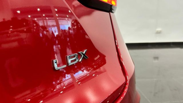 Lexus LBX ELEGANCE+