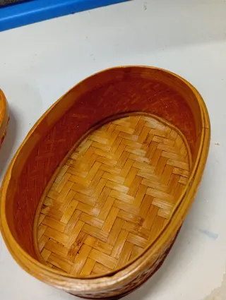 Cestino portagioie in legno intrecciato