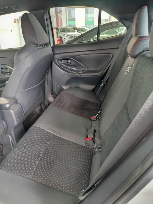 Toyota Yaris Cross  130H GR Sport Plus