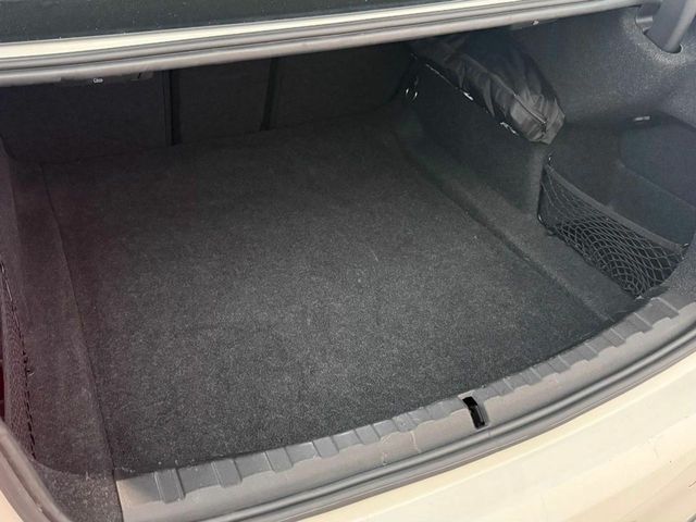 BMW Serie 3 318D A M SPORT