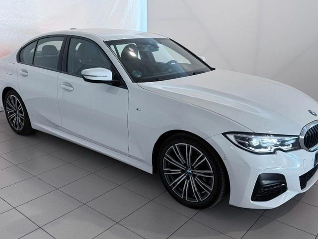 BMW Serie 3 318D A M SPORT