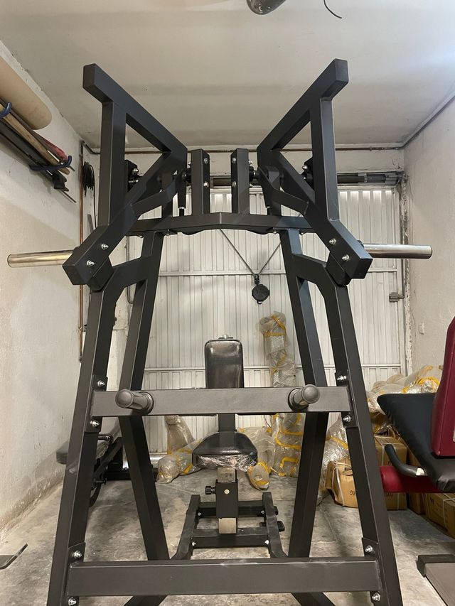 Máquina Remo Unilateral