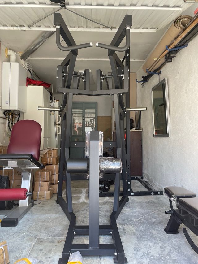 Máquina Remo Unilateral