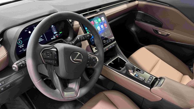 Lexus LBX  ELEGANT +