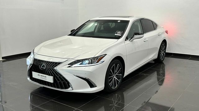 Lexus ES 300H PREMIUM