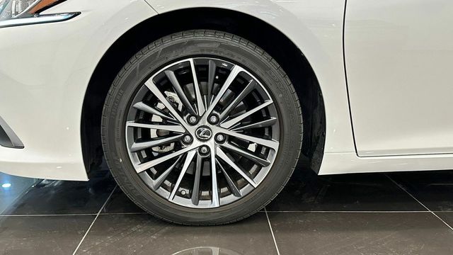 Lexus ES 300H PREMIUM