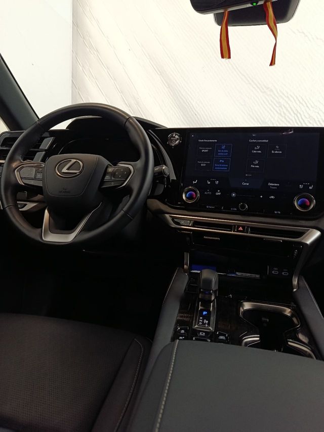 Lexus RX 450H+ EXECUTIVE