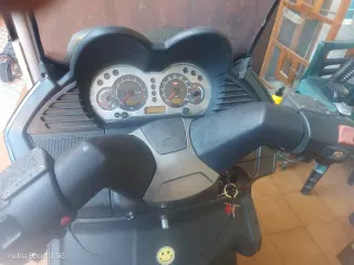 Scooter Aprilia arrecife 500 ir  Leer bien