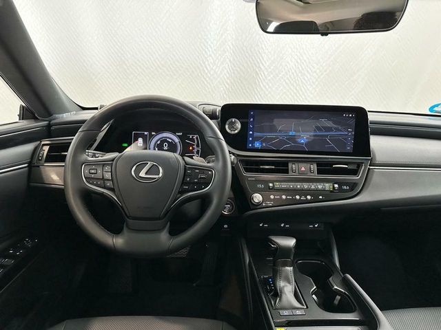 Lexus ES  2.5 300h Premium