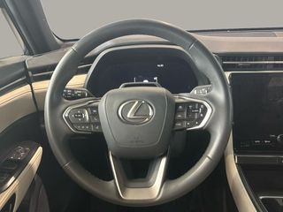 Lexus LBX   ELEGANT+